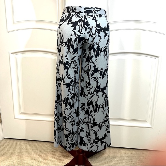 Smythe Wide Leg Printed Pants. Size 4 - Picture 6 of 7